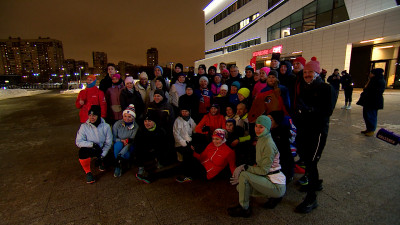 Участники марафона «Дорога жизни» провели тренировку под началом главного тренера СКА Игоря Ларионова