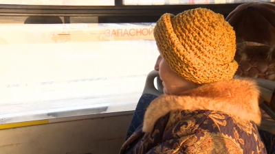 Ветераны могут бесплатно воспользоваться общественным транспортом в Петербурге с 26 по 28 января