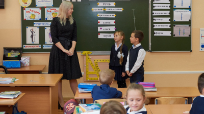 С начала лета в Петербурге на 25% увеличилось число вакансий в сфере науки и образования
