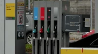 Бензин в Петербурге подорожал на 1,6% за новогодние праздники