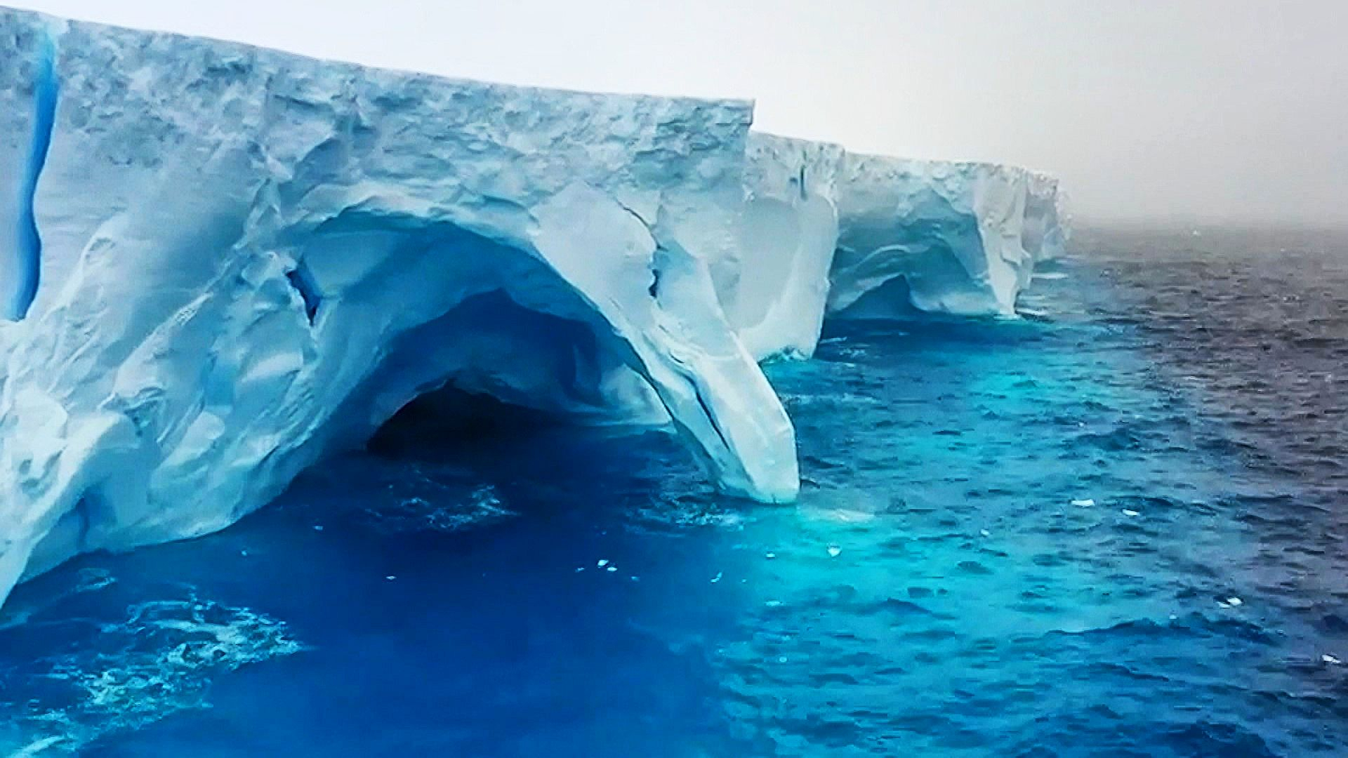 Между нами тает лёд. Невероятная судьба легендарного айсберга А23а