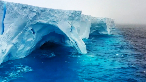 Между нами тает лёд. Невероятная судьба легендарного айсберга А23а