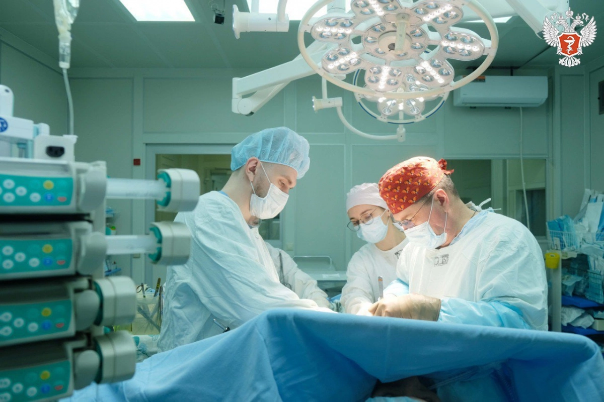 Российские врачи удалили опухоль весом более 60 килограммов - tvspb.ru