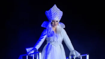 Петербургский пансион воспитанниц Министерства обороны провел благотворительные показы спектакля «Снежная королева»