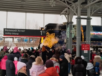 Дед Мороз завершил пятое путешествие по России на сказочном поезде, проехав 70 городов