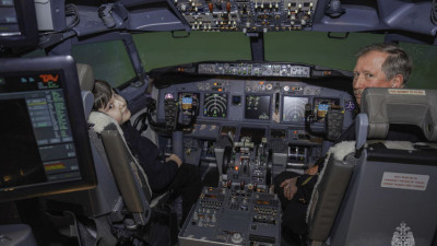 МЧС России помогло петербургскому школьнику побывать пилотом