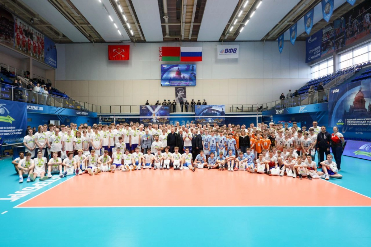 Александр Беглов: Волейбольный турнир в честь дня полного освобождения Ленинграда от фашистской блокады объединяет ветеранов спорта, силовых структур и юных спортсменов - tvspb.ru