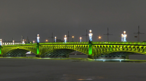 «Лента памяти» над Невой
