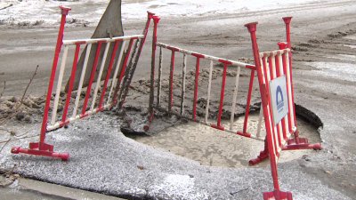 «Водоканал» локализовал вытекание на улице Маршала Захарова