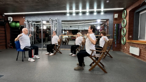 Зарядка для людей «серебряного возраста». Упражнения для воротниковой зоны и шеи