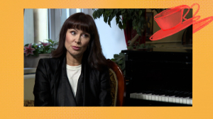 Йога, гимнастика, молитва, а главное — много времени и солнце в Петербурге: идеальное утро Нонны Гришаевой