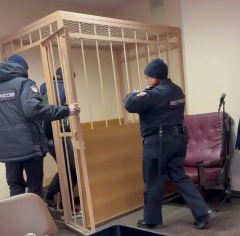 Суд Петербурга арестовал главного фигуранта дела о взятке в 350 тысяч рублей при установке счетчиков - tvspb.ru