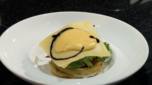 Полезный завтрак и «яйца Бенедикт» от шеф-повара Сергея Серкова