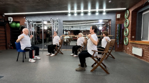 Зарядка для людей «серебряного возраста». Упражнения для воротниковой зоны и шеи