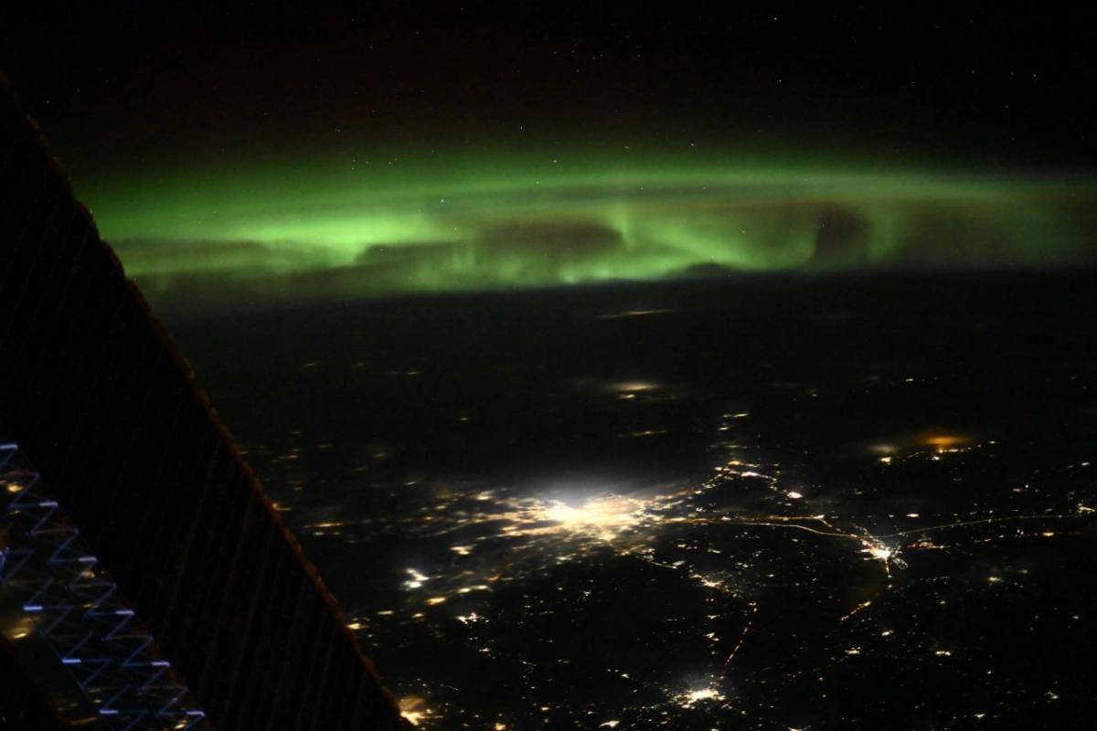 Огни Северной столицы: в Роскосмосе опубликовали фото Петербурга, сделанное на борту МКС - tvspb.ru