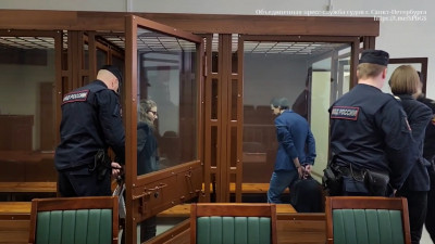 До 13 лет и 1 млн рублей за экстремизм: стали известны запрошенные сроки для обвиняемых по делу «Весны*»