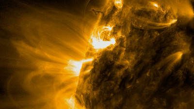 Вспышечная активность Солнца усиливается: возвращается группа пятен 4366