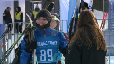Кубок Губернатора по лыжным гонкам стартовал в Петербурге