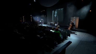 На Новой сцене Александринки состоялась премьера спектакля о конфликте поколений