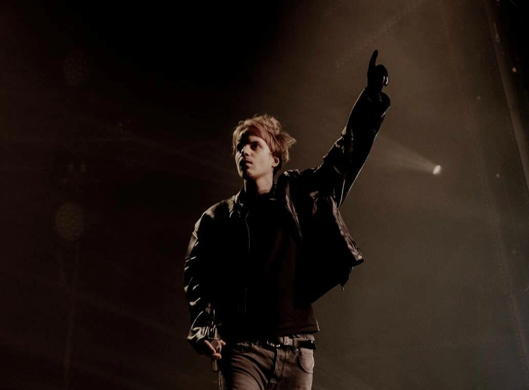 Рэпер Pharaoh попал под «административку»: его обвиняют в пропаганде наркотиков - tvspb.ru