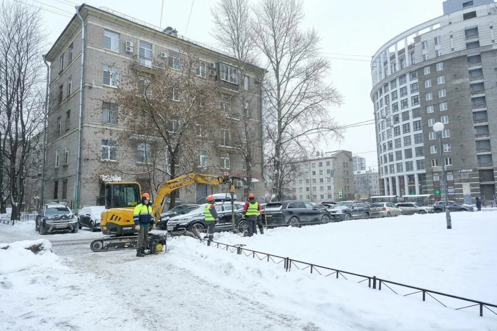 Освещение в сквере у Черной речки комплексно реконструируют впервые за 40 лет - tvspb.ru