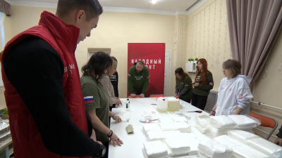 Как сделать «сухой душ»: в Петербурге волонтёры Народного фронта провели мастер–класс для военных