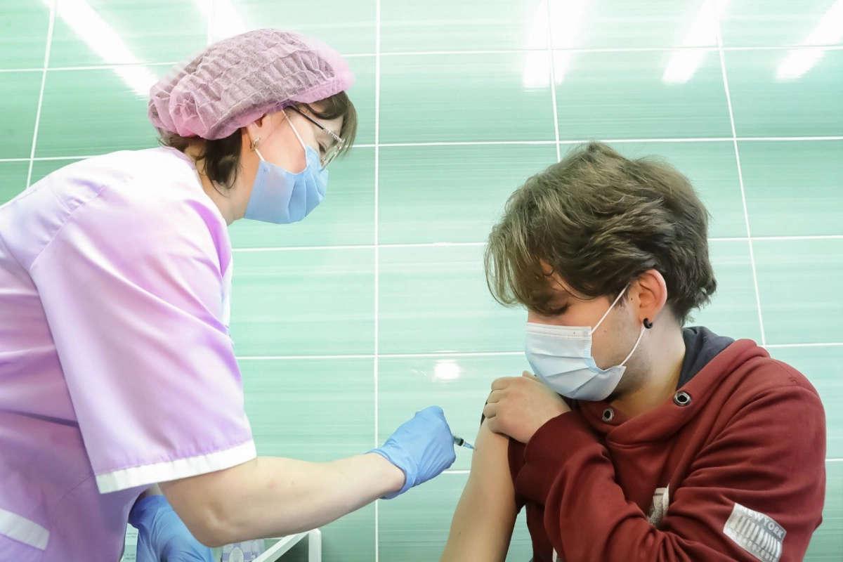 Александр Беглов: В рамках Недели поддержания и укрепления иммунитета петербуржцам напомнят о важности вакцинации - tvspb.ru