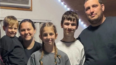 Освобождены из ада: семья из РФ рассказала о плесени и голоде в США