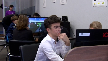 На площадке Демополигона петербургского Технопарка стартовал молодежный чемпионат по управлению беспилотниками