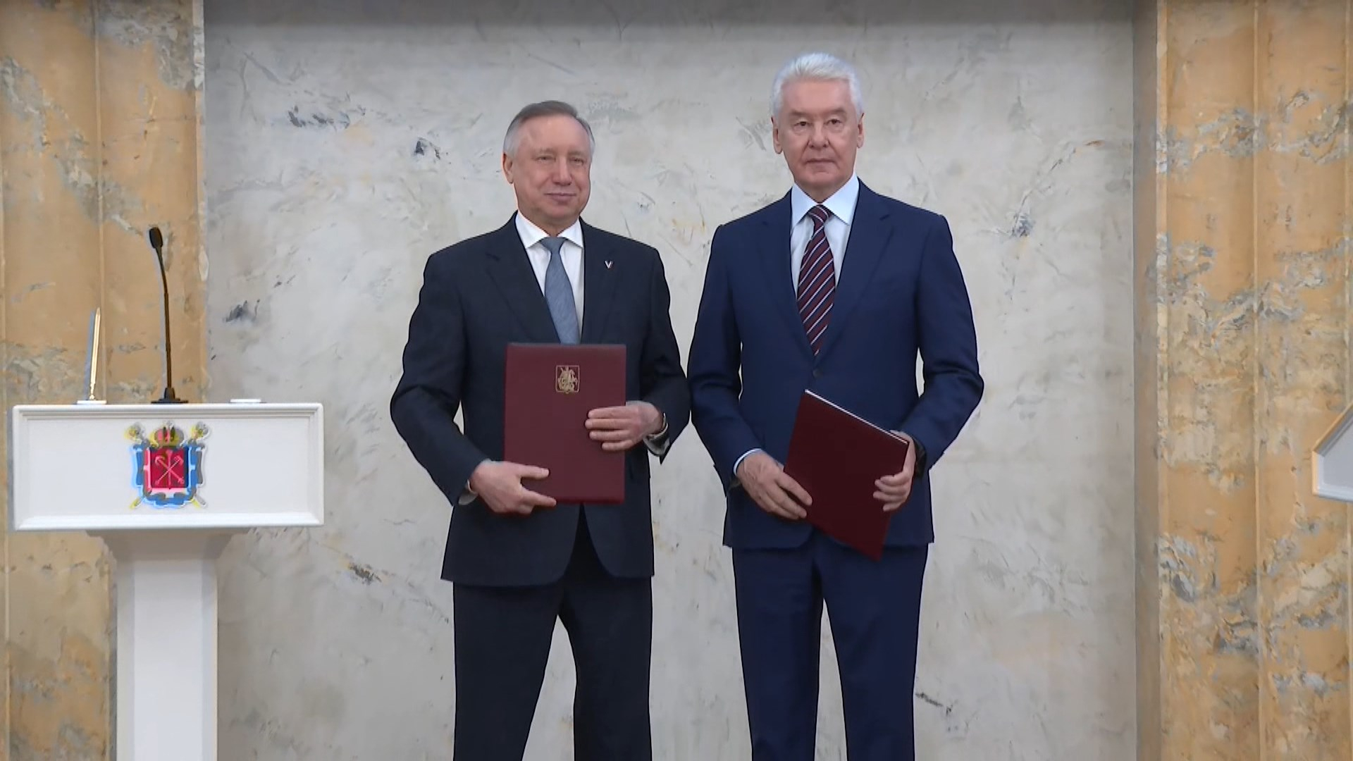 Петербургские больницы переходят на московскую систему ЕМИАС