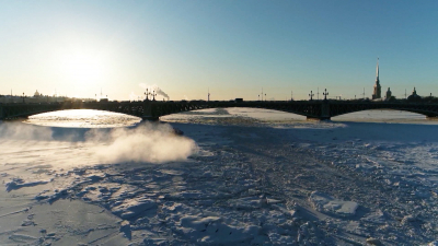 Морозы атакуют: в Петербурге объявили «жёлтый» уровень погодной опасности