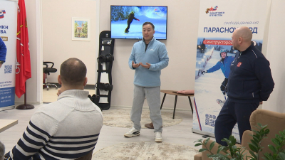Спорт, как эффективная реабилитация: в Петербурге ветеранам СВО рассказали о парасноубординге