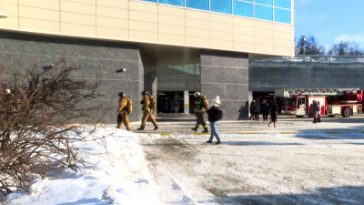 500 человек эвакуировали из ТЦ «Капитолий» из-за загоревшейся вытяжки в ресторане