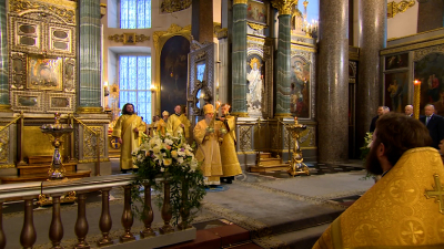 Александр Беглов поздравил митрополита Санкт-Петербургского и Ладожского Варсонофия с 35-летием епископской хиротонии