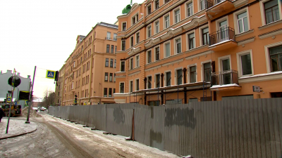 На Петроградской стороне для автомобилистов открывают движение по Малому проспекту в районе дома №44