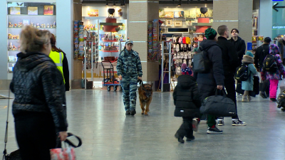 Александр Беглов поздравил с праздником сотрудников транспортной полиции