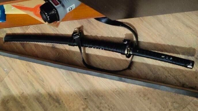 В Выборге мужчина ударил соседа по коммуналке катаной: рана оказалась смертельной - tvspb.ru