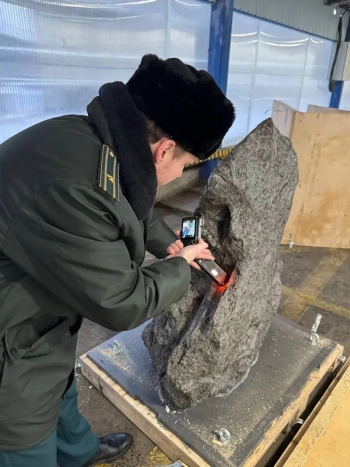 В ФТС назвали стоимость изъятого на петербургской таможне фрагмента Алетайского метеорита