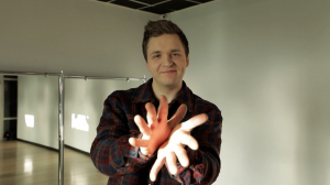 Не просто «два прихлопа — три притопа»: что такое боди-перкуссия и как она включает антистрессовый механизм