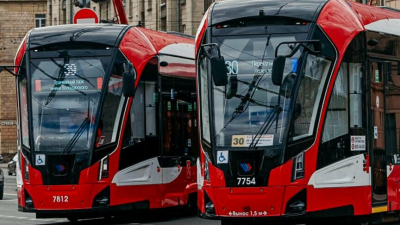 Александр Беглов: Получили все 111 новых низкопольных трамваев для нашего парка