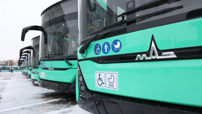 Сто новых электробусов МАЗ выйдут на маршруты Петербурга в 2026 году