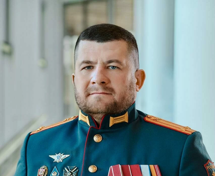 Участника программы «Время героев» Илью Миронова назначили советником директора Центра военно-спортивной подготовки и патриотического воспитания молодежи «ВОИН» - tvspb.ru