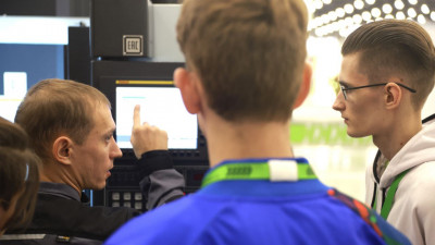 Александр Беглов: Петербург первым в России начинает принимать в колледжи иностранных студентов