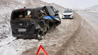 В ДТП с минивэном в Ставропольском крае пострадали 5 детей