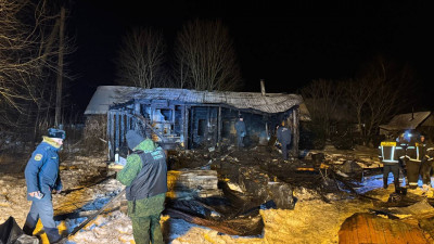 При пожаре в Псковской области погибли женщина и ее шестилетний сын