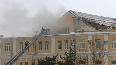 Пожар на Шкиперском протоке успешно потушили: пламя охватило около 200 квадратных метров