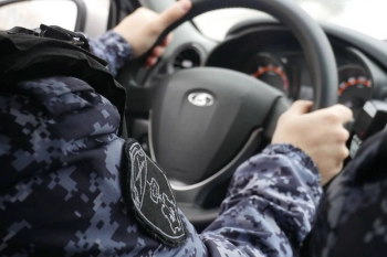 В Ленобласти Росгвардия разыскала ребенка, ушедшего из дома