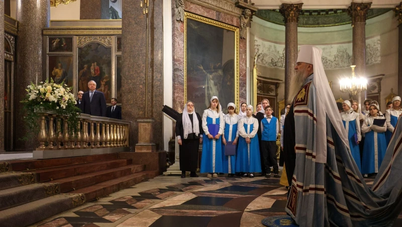 Александр Беглов: Трудами и молитвами Митрополита Варсонофия в Петербурге открыто более ста приходов