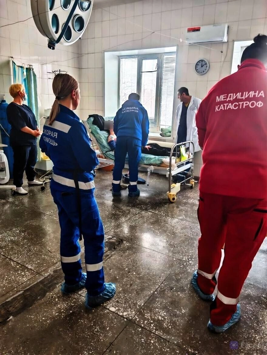 В Приморье врачи спасли 11-летнюю девочку, которую отец ранил ножом в грудь - tvspb.ru