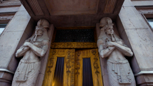 Стильный Петербург. Доходный дом А. И. Нежинской или «Египетский дом» на Захарьевской